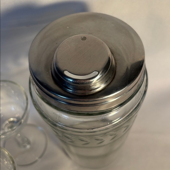 VINTAGE 1950’s SET OF 6 LIQUOR- CORDIAL APERITIF- ETCHED GLASSES & DRINK MIXER - Picture 6 of 14